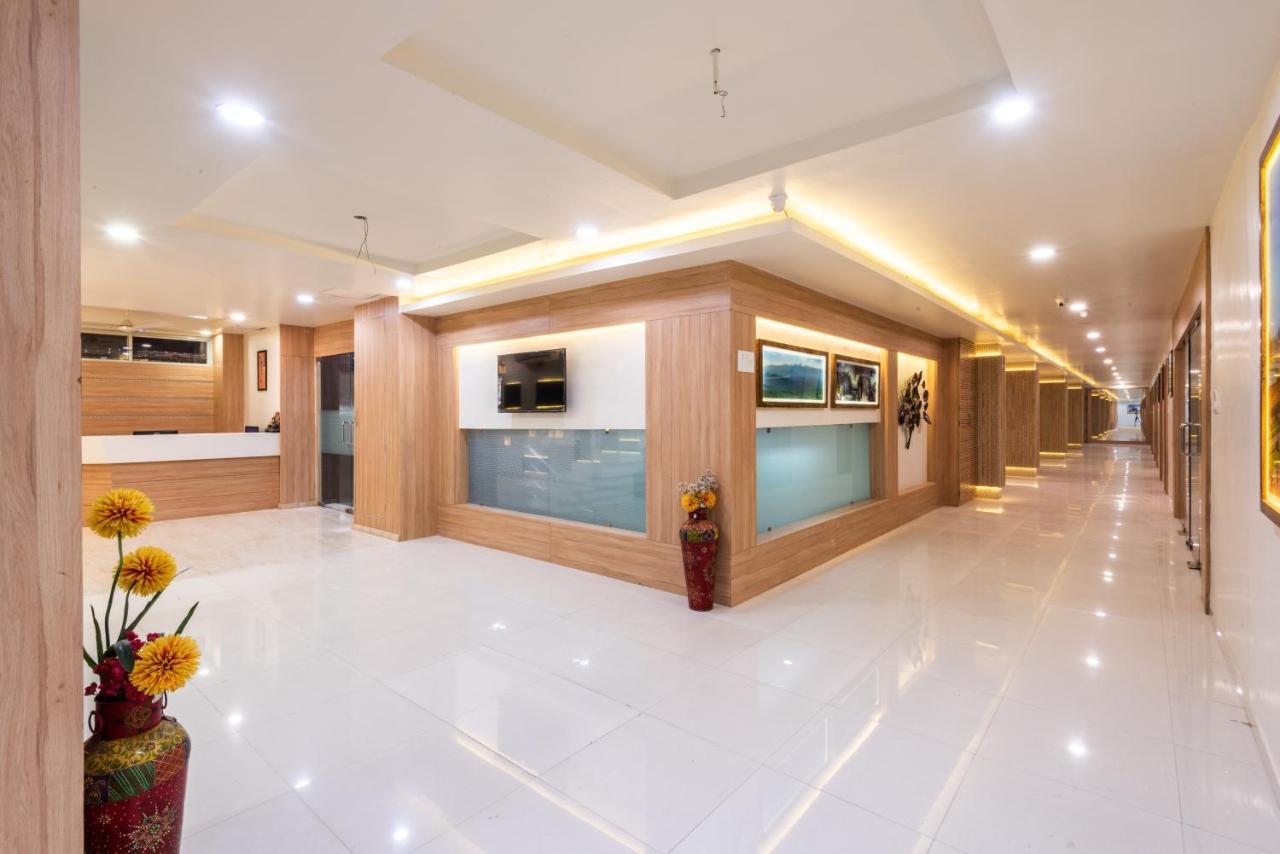 Hotel Drishti,Bhopal Eksteriør billede