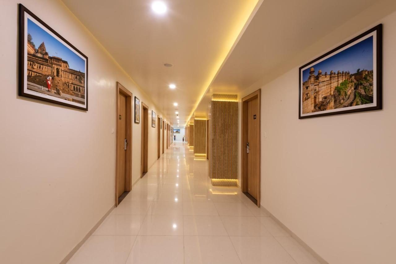Hotel Drishti,Bhopal Eksteriør billede