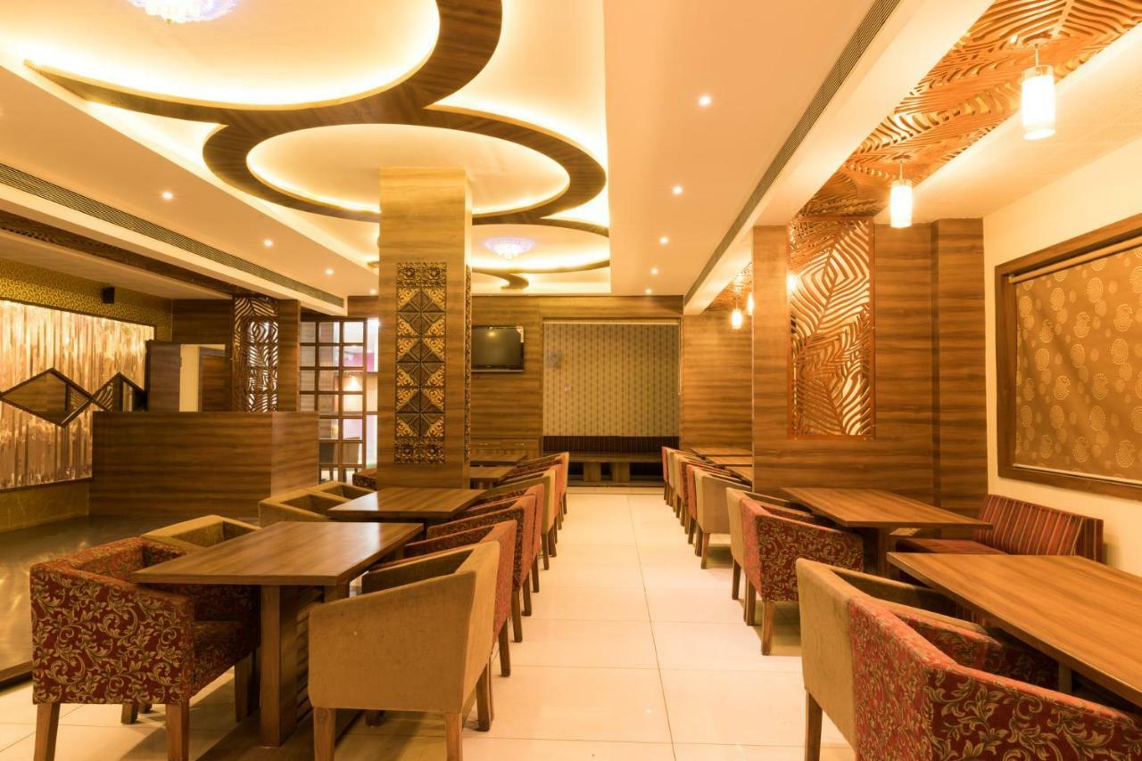 Hotel Drishti,Bhopal Eksteriør billede